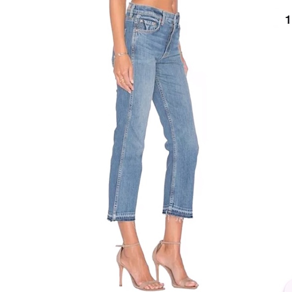 GRLFRND 25 STRAIGHT LEG JEANS LIGHT WASH